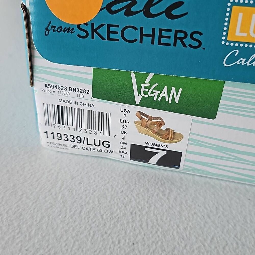 New Sketchers Beverlee Wedge After Delicate glow in Luggage, Size 7 - Picture 6 of 7